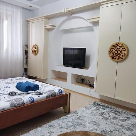 Apartamento X,Ata Almatý Exterior foto